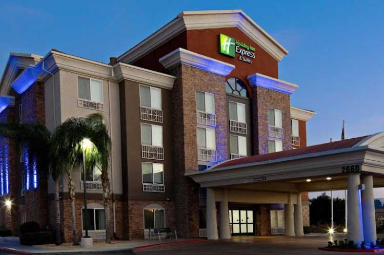 Holiday Inn Express Fresno CA 93706