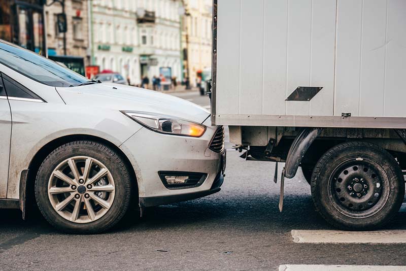 Why Is It Important to Begin a Truck Accident Investigation Right Away?
