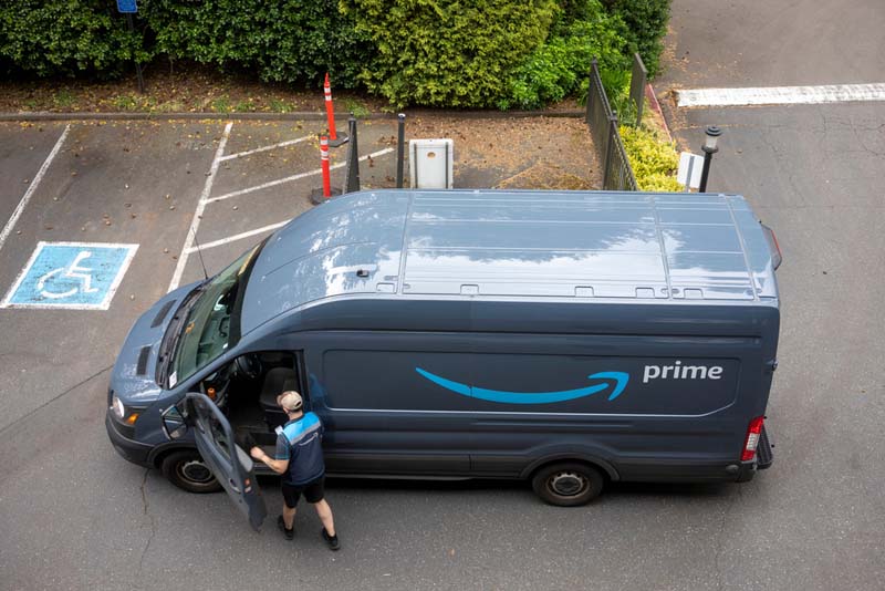 Filing a Lawsuit Against Amazon Truck Accident: What You Need to Know 