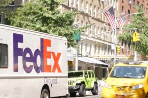 How to Handle an Injury Claim Against FedEx in California